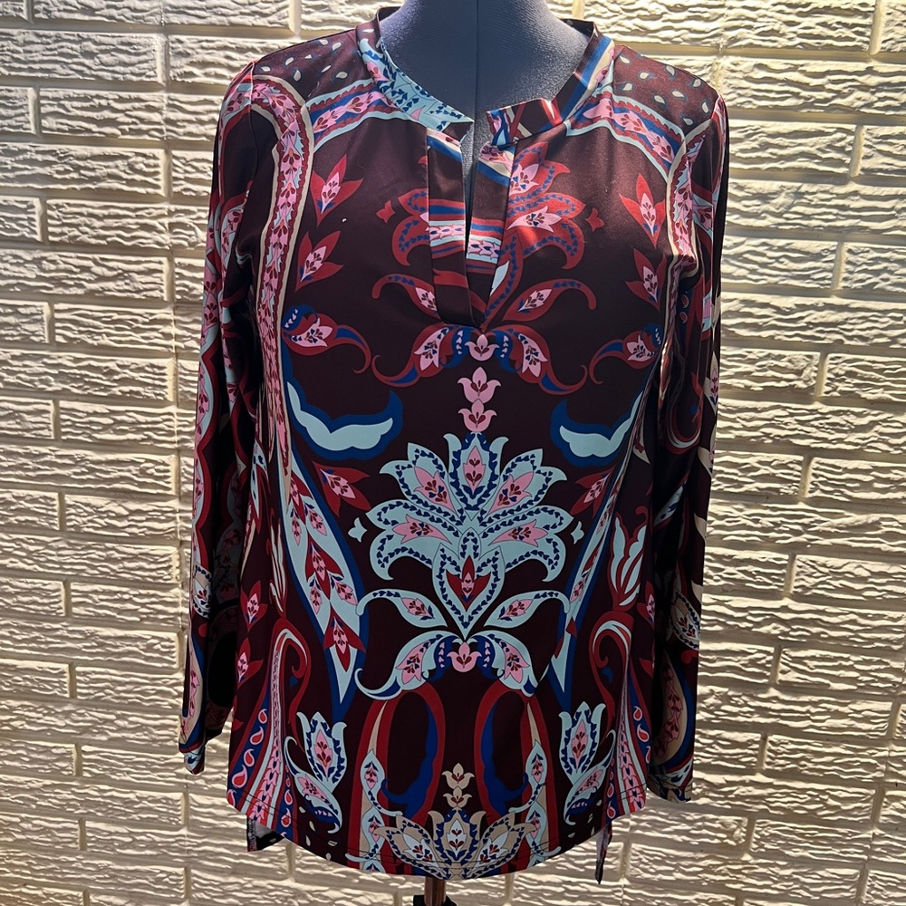 Sakurafina Elegant Multicolor Patterned Hi-Lo Women's Top